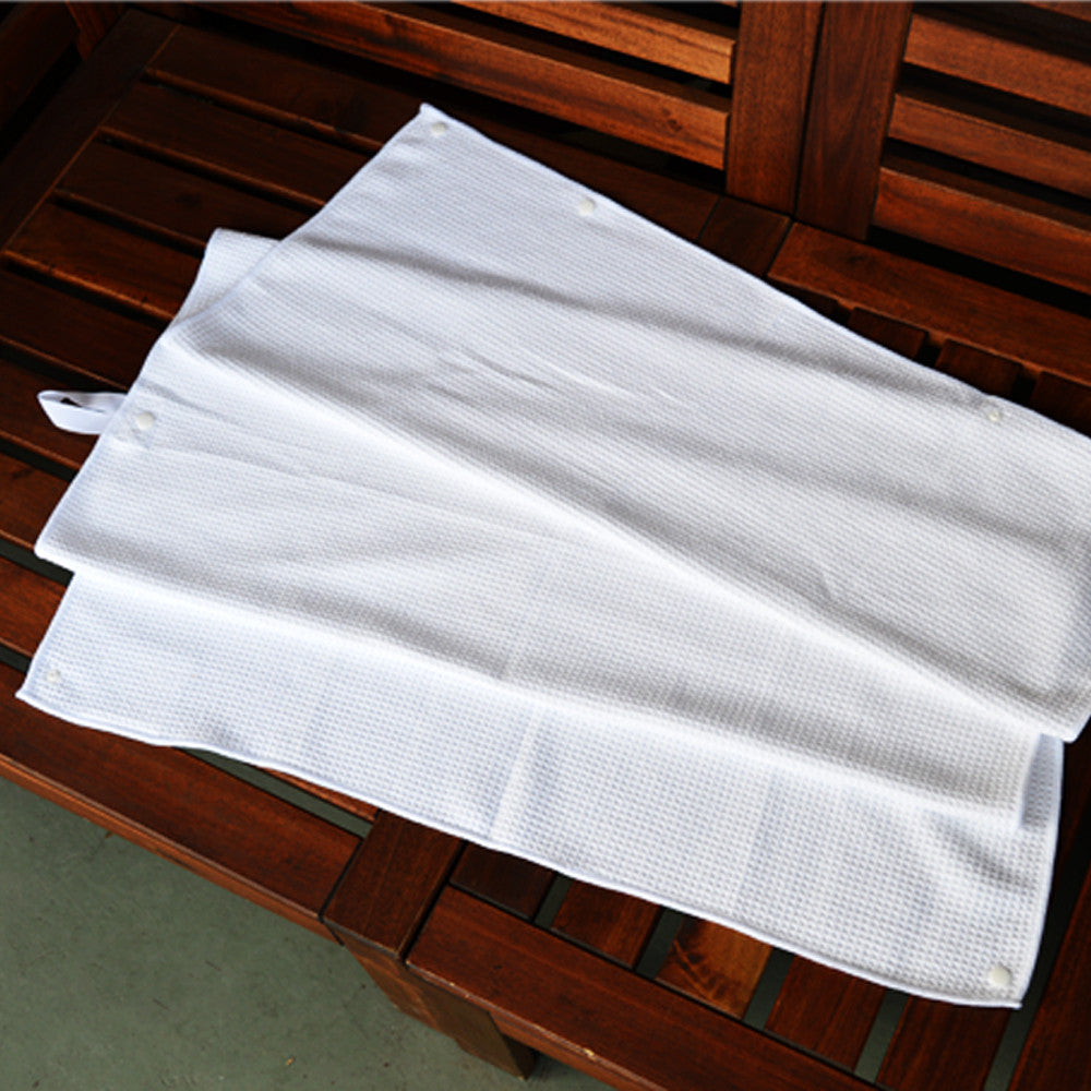 White textured microfiber swim towel and travel towel by Snappy Towels. Wearable, multi-functional towel, changing cover, cover-up and compact yet comfortable microfiber sports towel. Best microfiber towels, chamois, shammy towel, gym towel, microfiber travel towel, travel towel, camping towel, watersports towel.